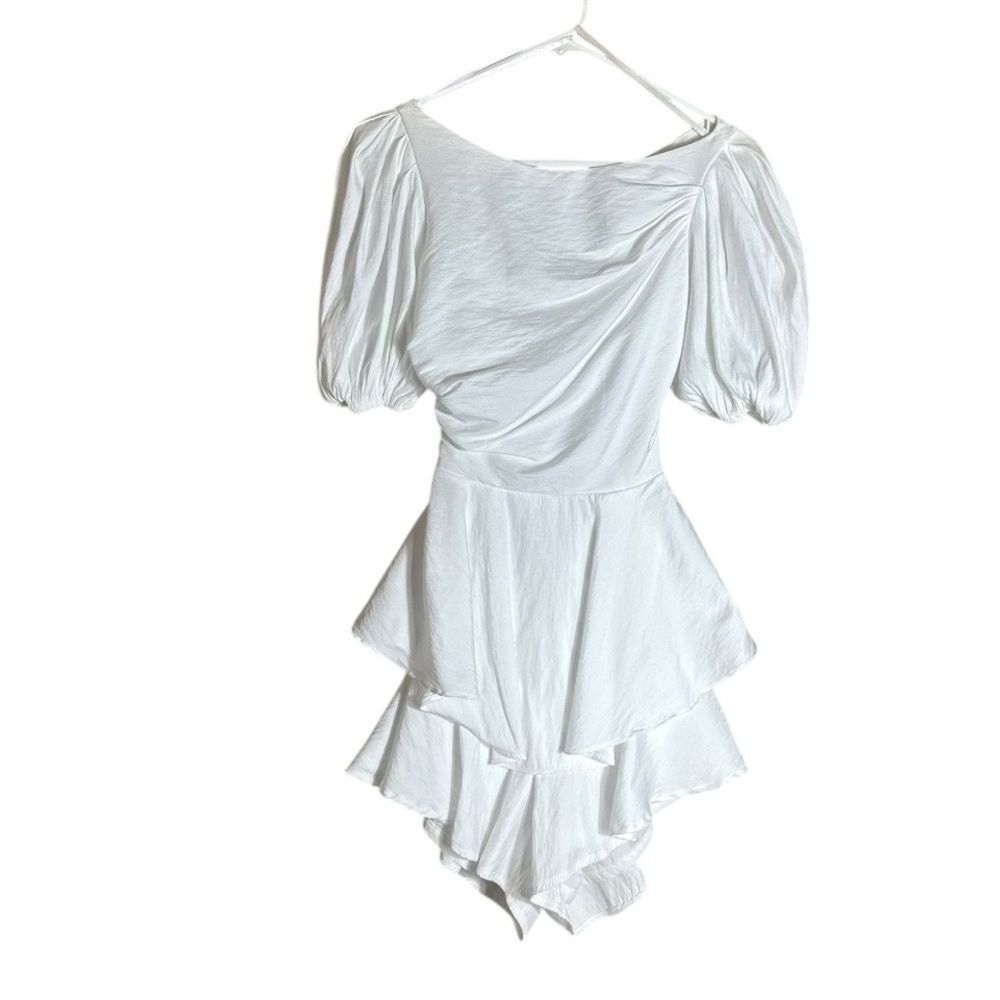Saints + Secrets White‎ Romper Size Small 📦